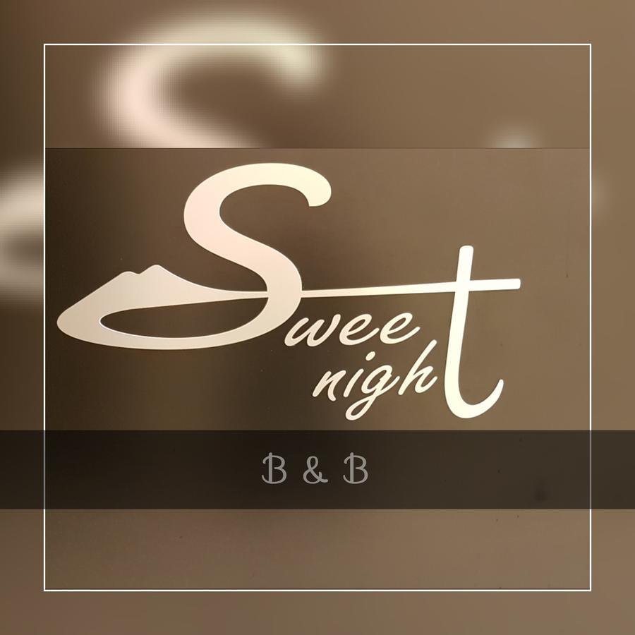 Sweet Night Rooms เนเปิลส์ ภายนอก รูปภาพ