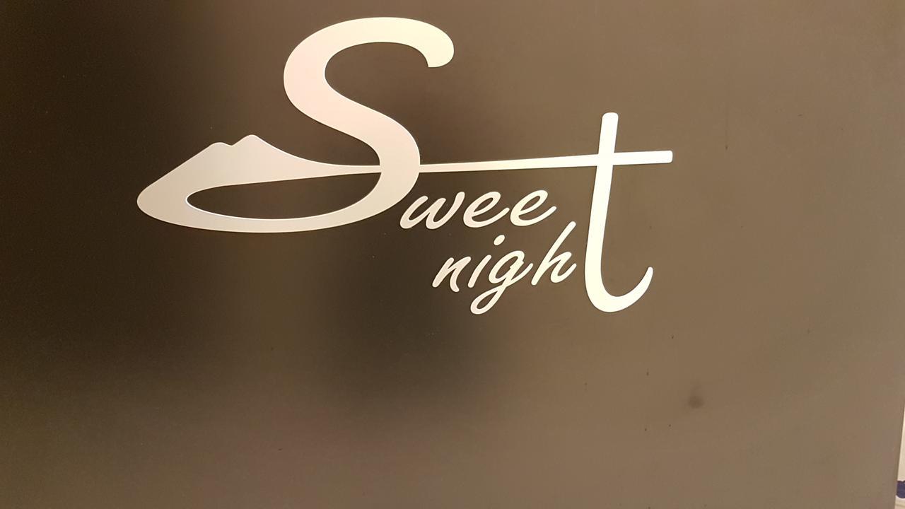 Sweet Night Rooms เนเปิลส์ ภายนอก รูปภาพ