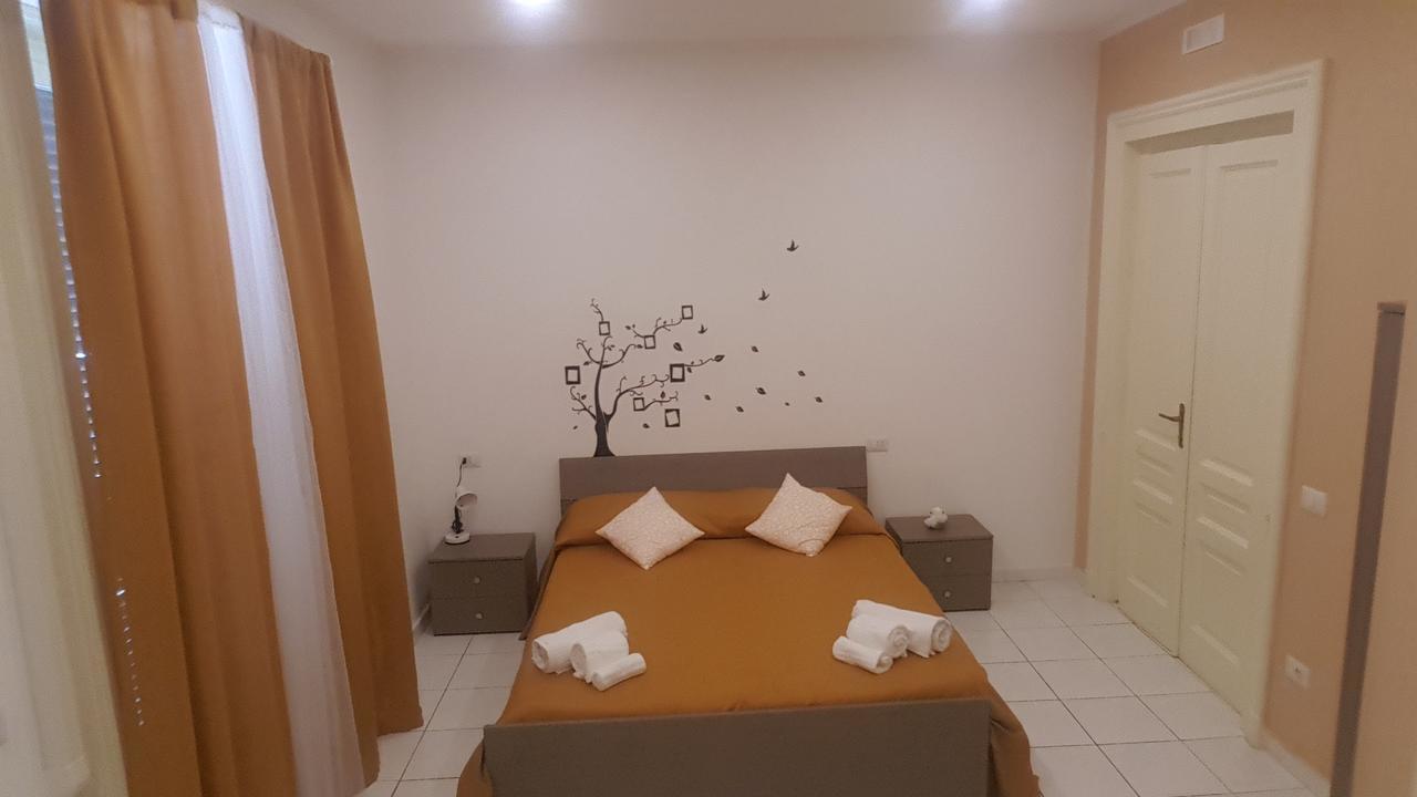Sweet Night Rooms เนเปิลส์ ภายนอก รูปภาพ