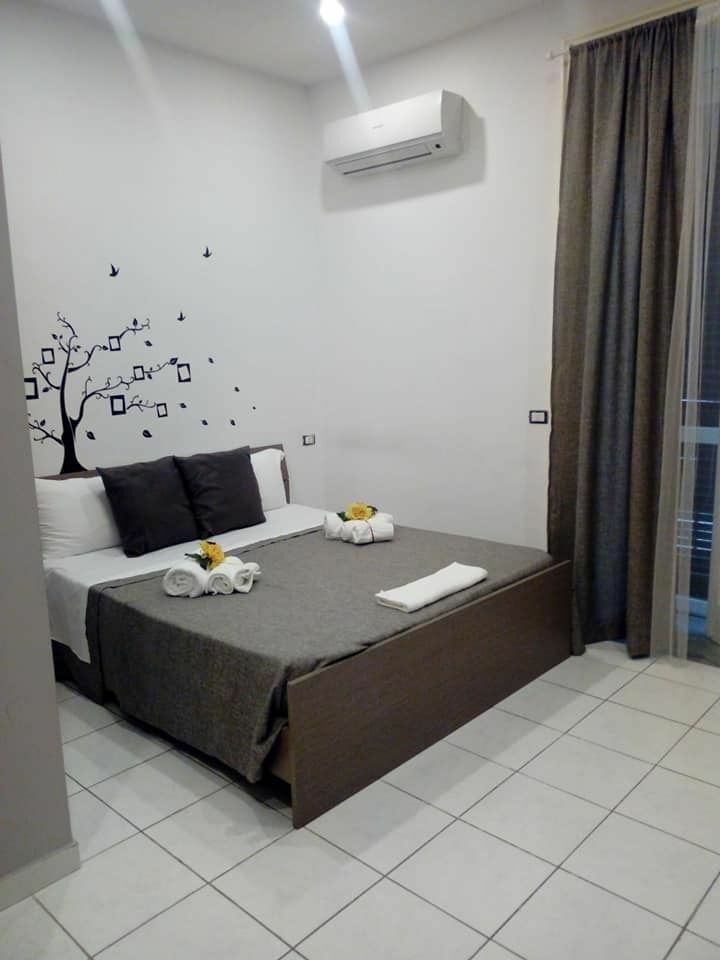 Sweet Night Rooms เนเปิลส์ ภายนอก รูปภาพ